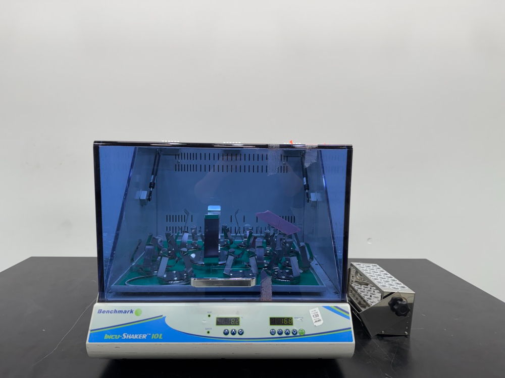 Image of Benchmark 10L Incu-Shaker